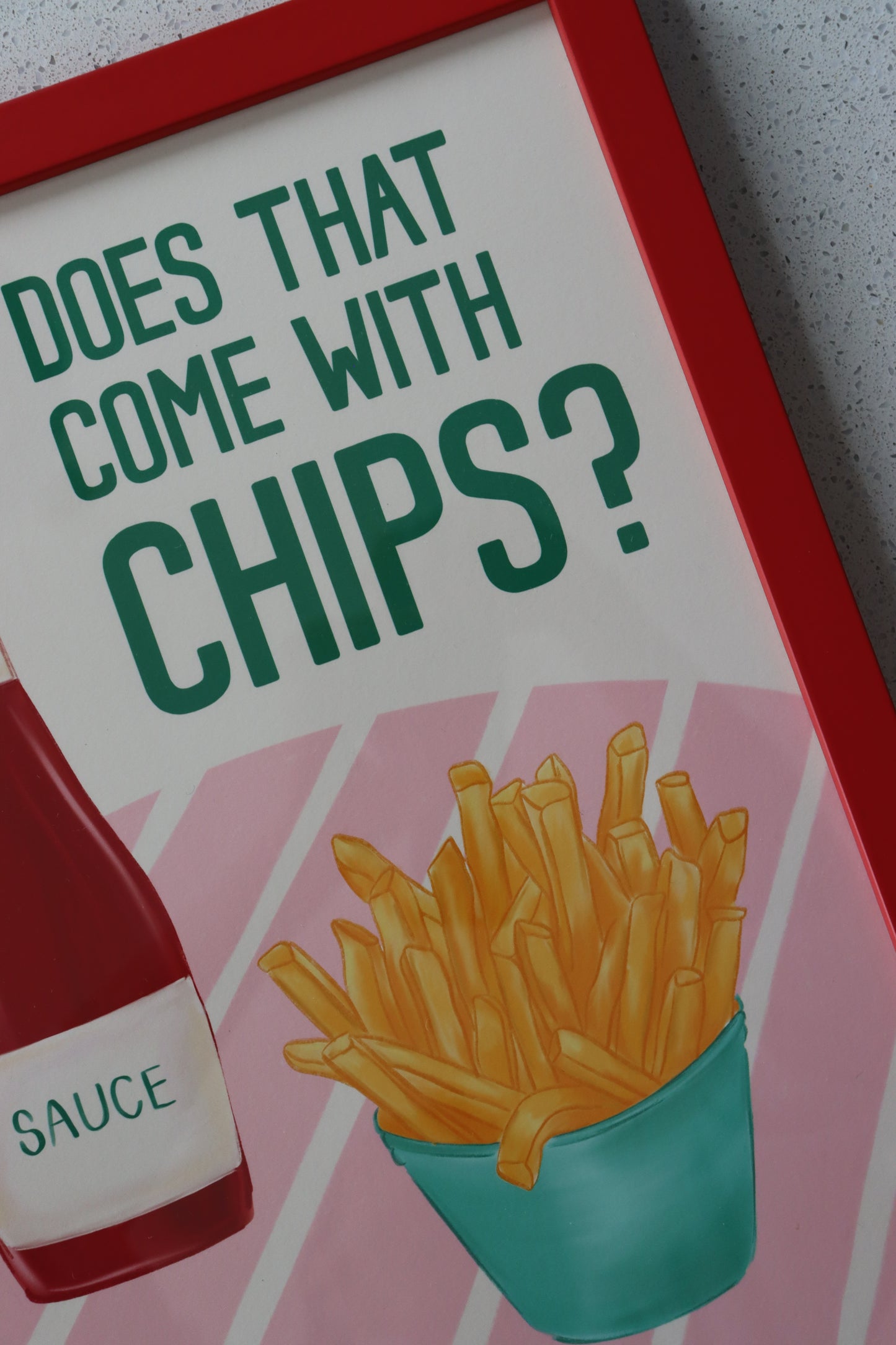 A3 Red Framed Does that come with Chips